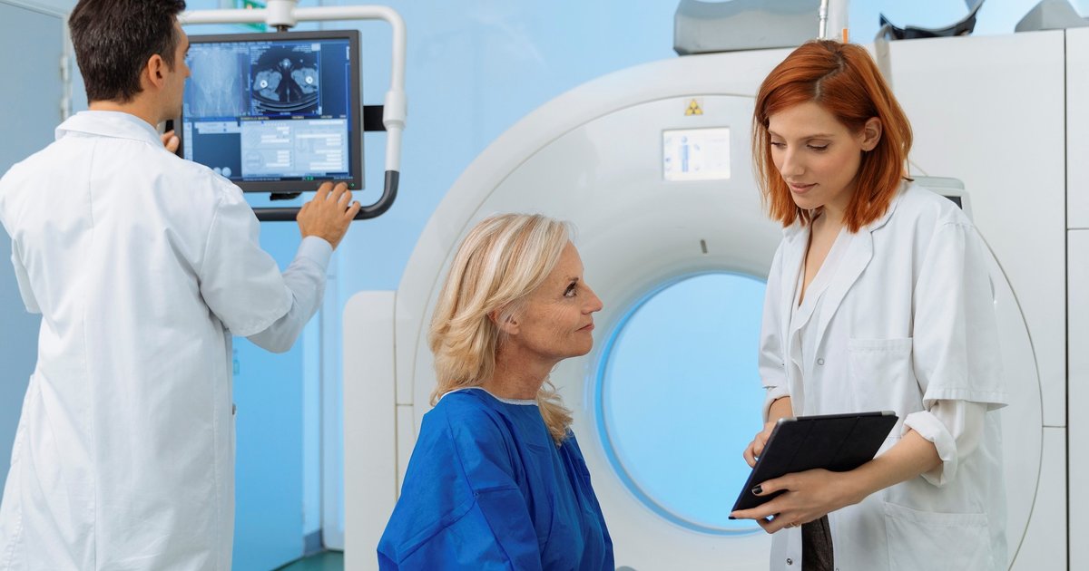 Bolus tracking with individualized delays for abdominal multiphase CT ...