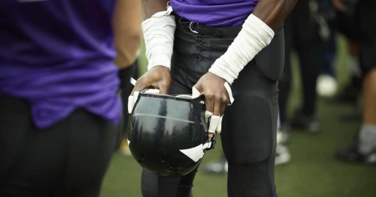 Nfl Risk Retired NFL players with concussion history at high risk of brain atrophy