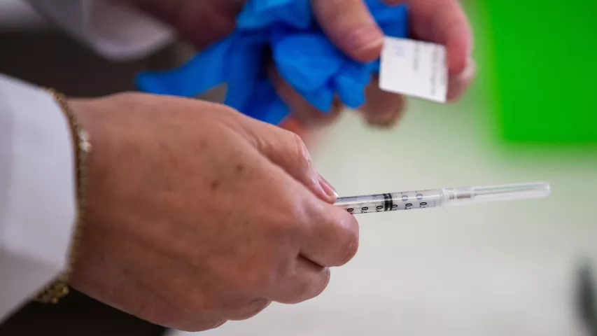 There has been fear of a small number of patients who experience myocarditis after COVID vaccination, but a new study found it is safe in patients with prior heart damage. Image courtesy of Banner Health. #COVID19 #COVIDvaccination
