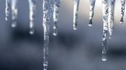 wet-icicle-h2o-cold-winter-storm-drop-icy-clean-3065629.jpg