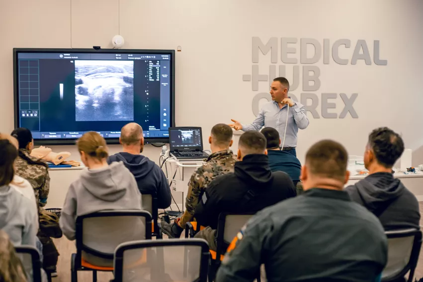 Ukrainian medics and doctors getting instruction on the use of a compact ultrasound system to assess wounded during a training session by doctors at Odrex Hospital in Odesa. Image courtesy of Odrex #StandwithUkraine #russiaukrainewar