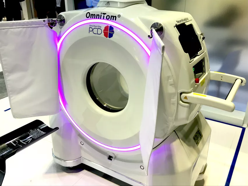 The second photon-counting CT system to gain U.S. FDA clearance is the Samsung Omnitom Elite PCD head CT scanner. It was displayed for the first time at RSNA 2022. #RSNA #RSNA22