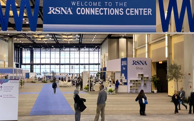 The RSNA central area in the Lakeside Center. Photo by Dave Fornell. #RSNA #RSNA23 #RSNA2023